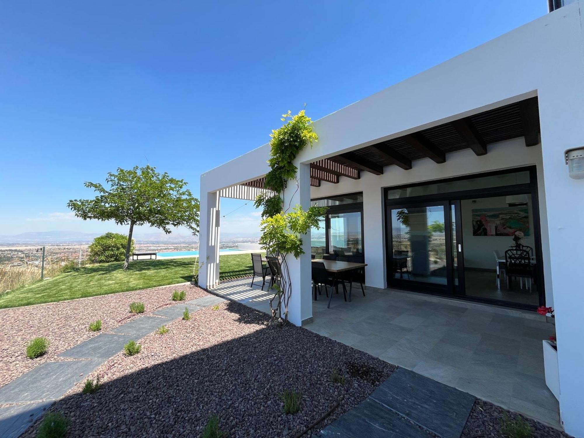 Villa Zihuatanejo *